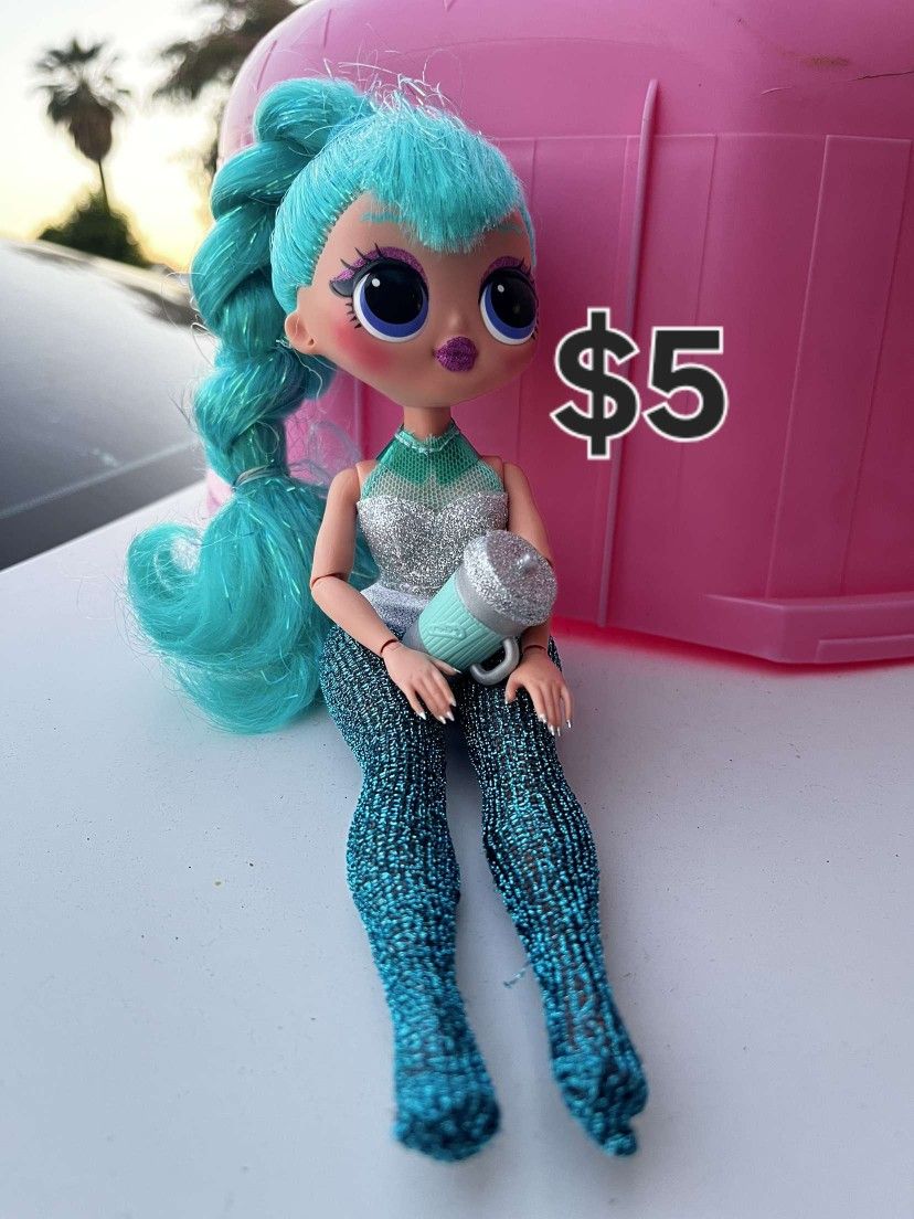 L.O.L surprise dolls