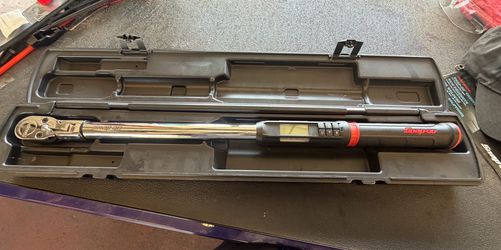 Snap on digital torque wrench