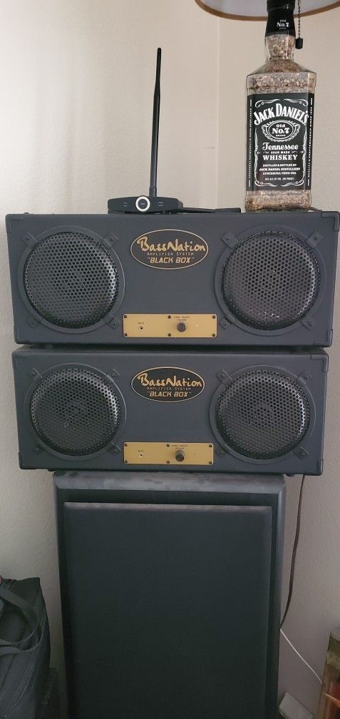 Portable Steaker,  Guitar Amp