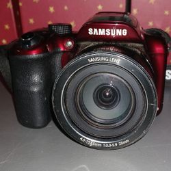 SAMSUNG  16.4 MEGA PIXALS DIGITAL CAMERA