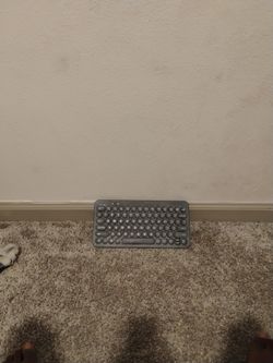 Wireless 60% keyboard