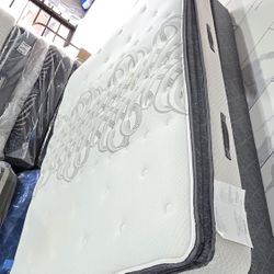 Queen Sizes Mattress And Box Spring 