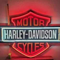Harley-Davidson Real Neon Sign – Large – Works Perfect – Man Cave / Garage
