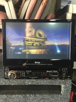 New boss , DVD , Bluetooth, cd , USB , Auxiliar