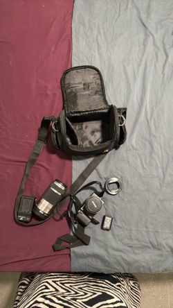 Sony NEX-5 Mirrorless Camera Bundle - 2 Lenses & Macro Kit