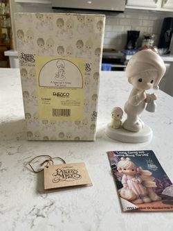 Precious Moments - A Special Chime For Jesus