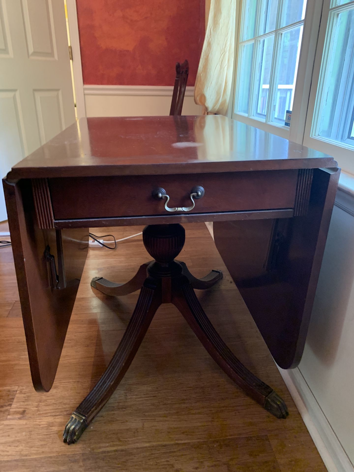 Antique Duncan Phyfe Mahogany Drop Leaf Table