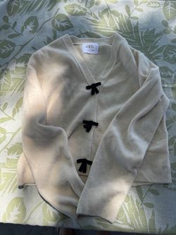 Girls knit sweater