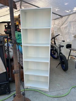 Book shelf