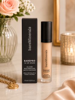 BareMinerals BarePro 16 Hour Wear Matte Concealer (Shade: Fair 150 Warm)
