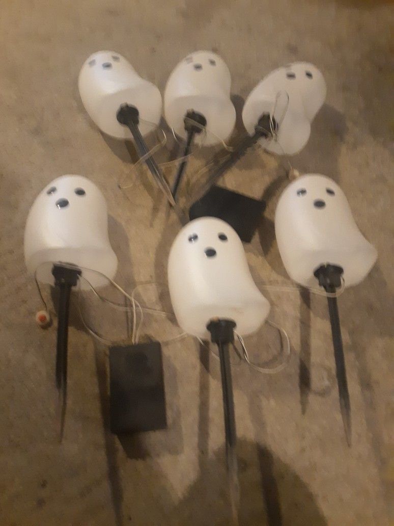 Halloween Decor
