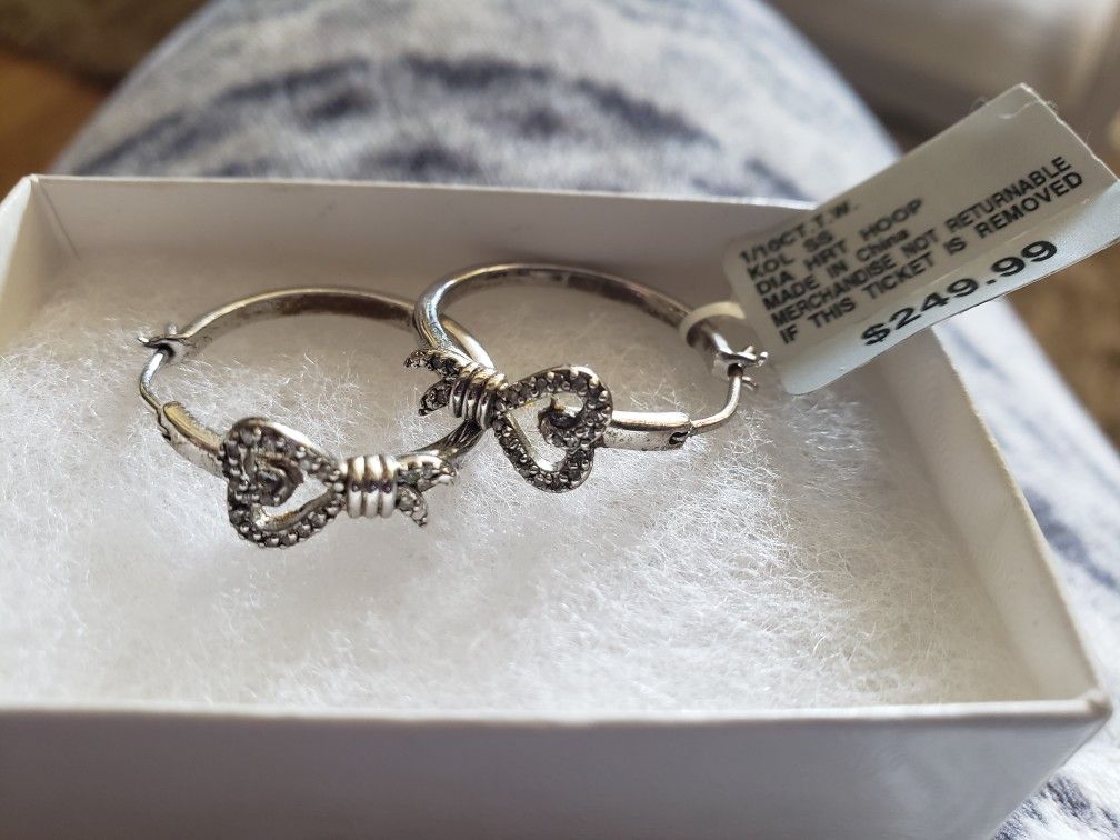 Beautiful Sterling Silver Diamond Studded Heart Hoop Earrings. Brand New In Box. MSRP $249.99.