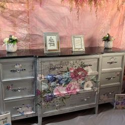Beautiful French Boho Style Wooden Dresser Colors Gray,silver,black Gloss And Pastels Has Been Refurbished 