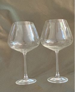 Set of 2 Lenox Clear Stemmed Burgundy Glasses