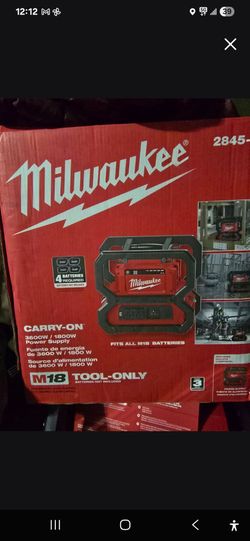MILWAUKEE POWER SOURCE 3600W MAX 18OOW CONSTANT