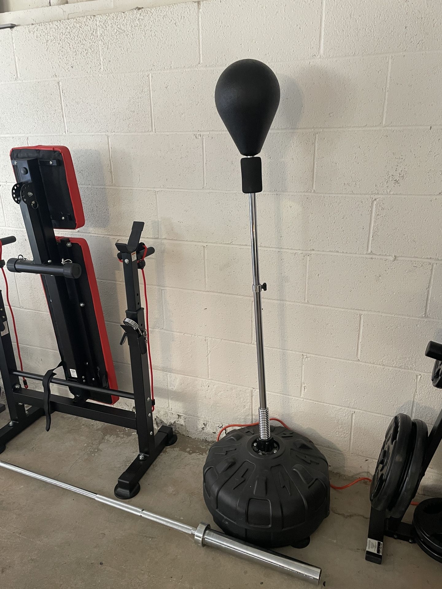 Speed-Adjustable Freestanding Reflex Bag Kit