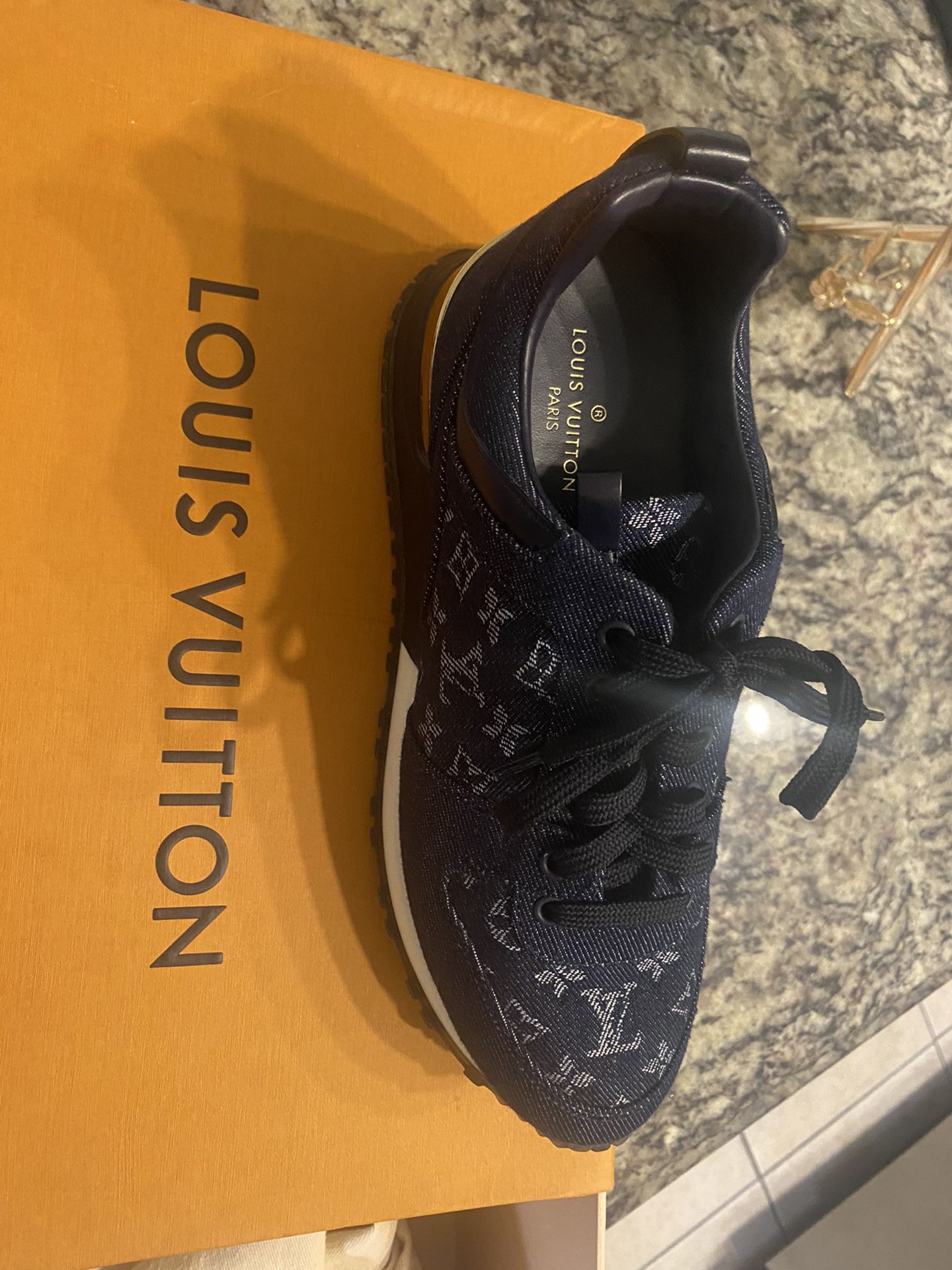 Women Shoes Louis Vuitton Size 7 for Sale in Lake Worth, FL