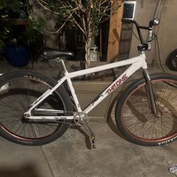 Throne Goon 29”