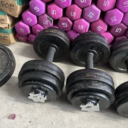 pair of 40lb adjustable dumbbells. 80lb in total $80