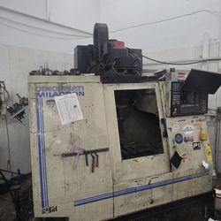 Cincinnati Sabre 500 CNC Machine