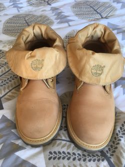 Gold trim timberland boots-limited edition
