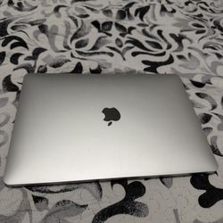 MacBook Pro (13 Inch)