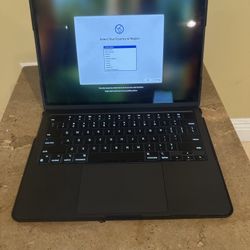 2024 Macbook Air 13.6 M3 8GB 256GB Midnight Blue 