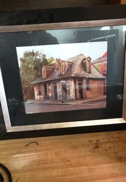 Picture of oldest bar in the US