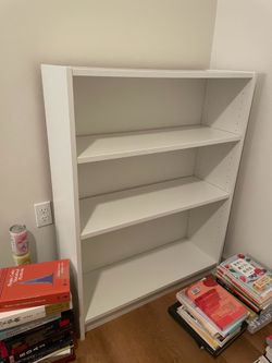 White Wooden Bookcase – Heavy Duty, Adjustable Shelves, Excellent Condition