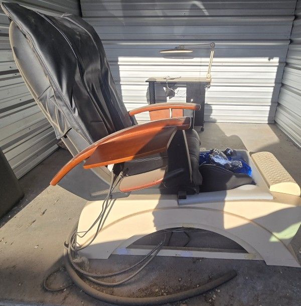 Massage pedicure table with Water basin