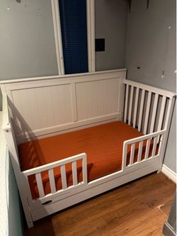 Graco Convertible Daybed or Twinbed