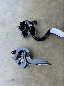 2023 2024 2025 TOYOTA PRIUS HOOD HINGE SET LEFT & RIGHT