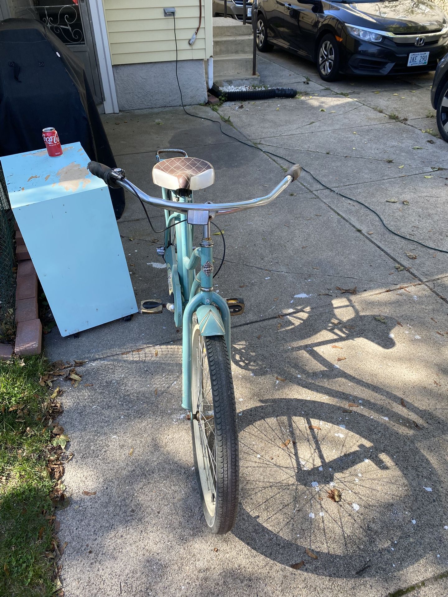 Women’s Huffy Cruiser Bike