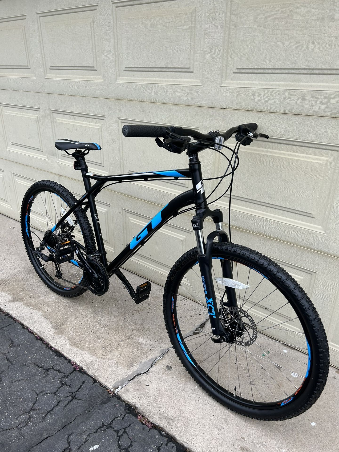 Gt Mountain Bikes Gt Aggressor Pro Wheels Brand New GT Aggressor