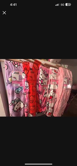 Hello Kitty Blanket
