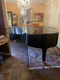 Concert Baldwin Grand Piano