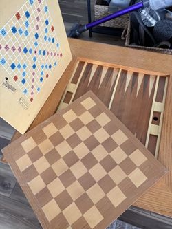 Game coffee table