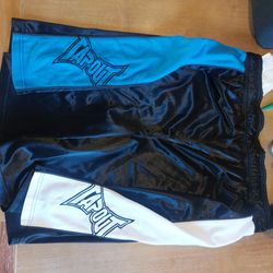 Vintage Tapout shorts xl 2 pairs
