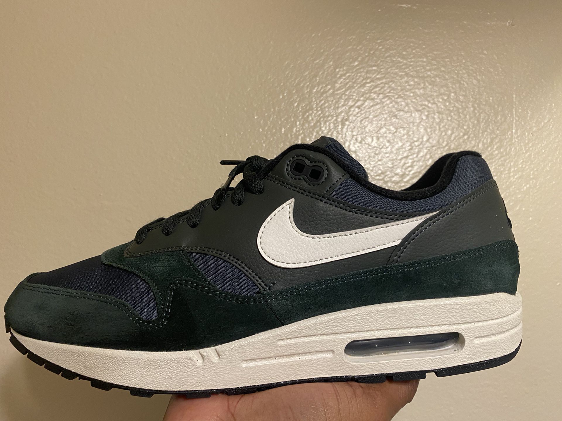 Nike Air Max 1 Outdoor Green 2019 Size 12