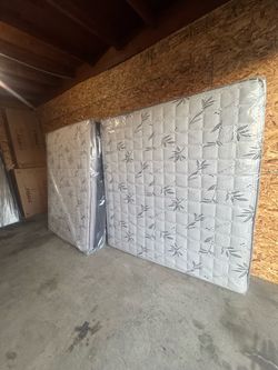 King size pillow top mattress set