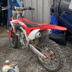 Motorcycle : 2018 Honda 450R