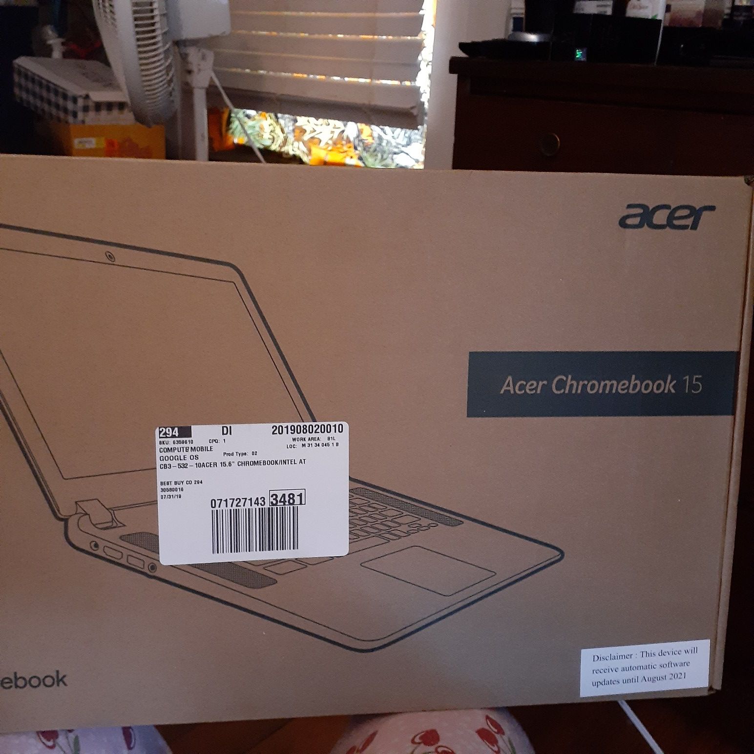 Acer chromebook 15.6"Hd comfy view Lcd