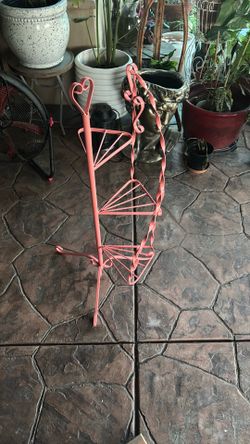 USED 3 TIER METAL PLANT STAND
