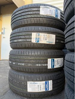 Set Kumho 265 70 R17