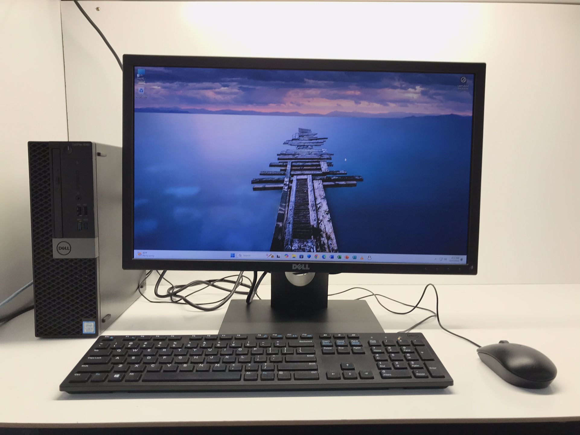Dell Optiplex 3060 Complete Desktop PC. w/ MIcrosoft Office* *Windows 11 64Bit Full Activate. ** Price