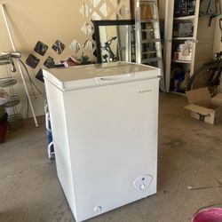 Freezer 3.5 Cu Ft