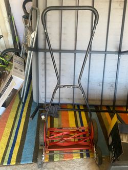 Push lawnmower