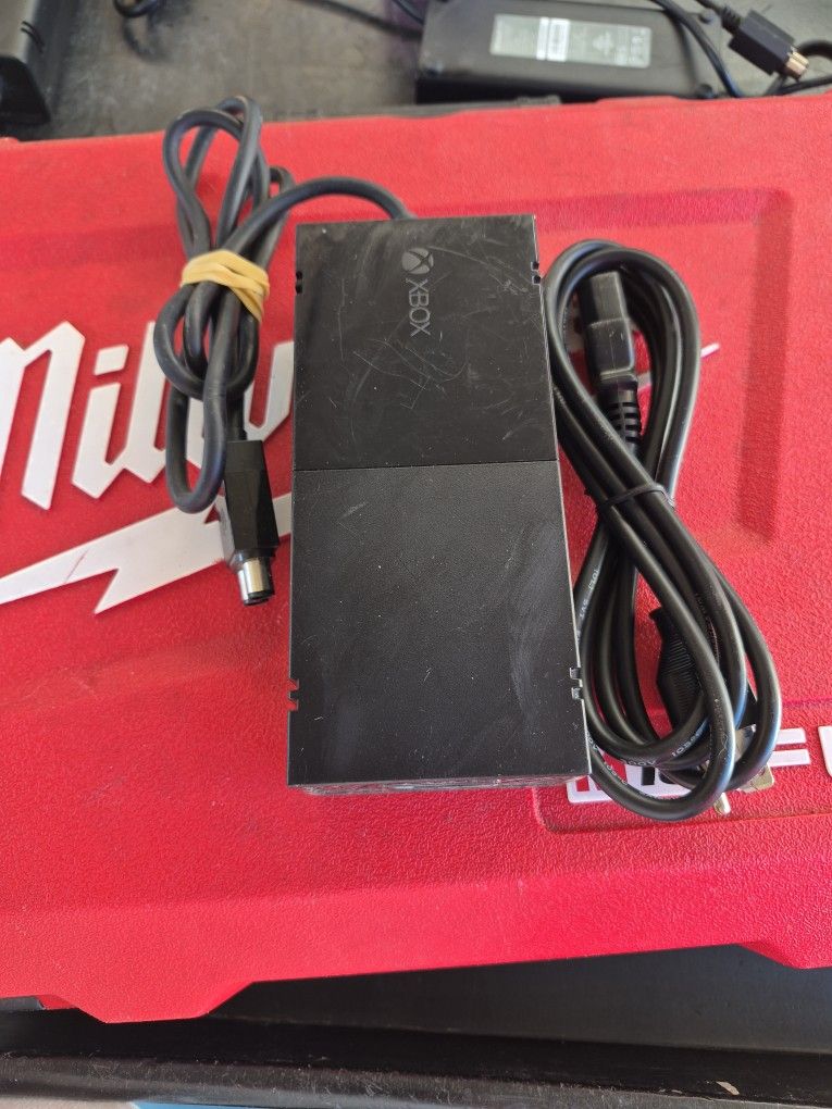 Power Brick Xbox One 