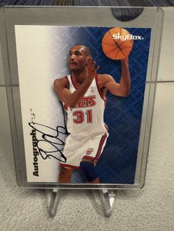 Ed O'Bannon New Jersey Nets AUTO 1996-97 SkyBox Autographics UCLA Bruins