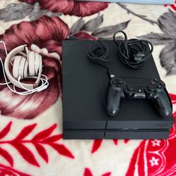PS4 500GB + Controller (+ Optional Beat Solo 3s)